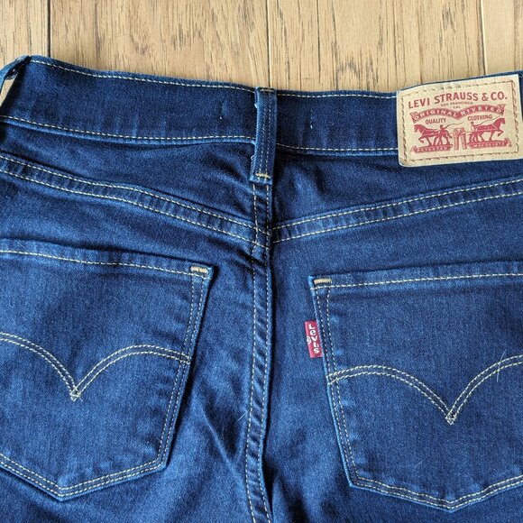 Levi's Women Straight Slim Jeans 25 Low Rise Indigo Dark Blue Petite 0 - Picture 4 of 11